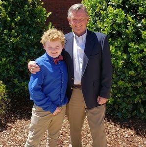 Meet your Posher, Ray